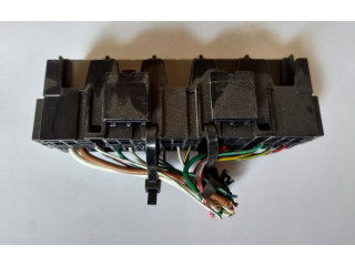 Блок предохранителей    Subaru Forester SJ    