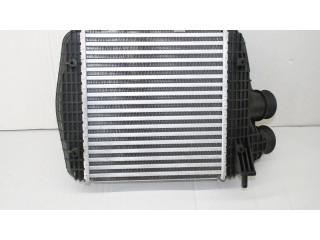 Интеркулер 670035635 Maserati Quattroporte