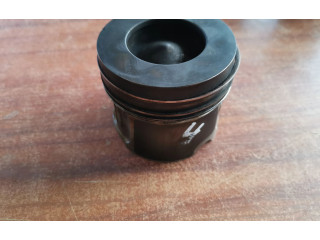 Píst 843ME BMW 3 F30 F35 F31 pro naftový motor 2.0 B47D20A