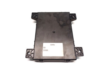 Блок комфорта 1010907-00-G Tesla Model S