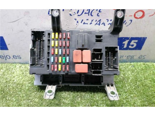 Блок предохранителей 51778008, 51778008 Fiat Linea