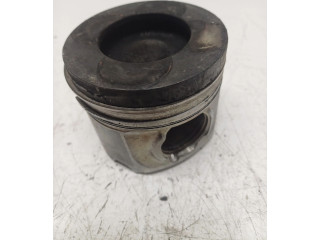 Поршень 04L110 BMW X5 F15