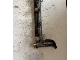 Топливная рампа 036133319   Audi A3 S3 8P   для двигателя BLS