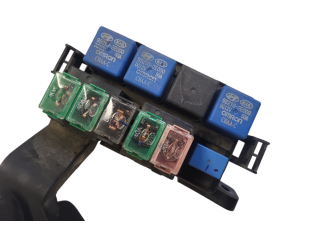 Блок предохранителей 91162B010 Hyundai Santa Fe