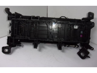 Pojistková skříňka A2465400340 Mercedes-Benz GLA W156 2016