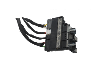 Pojistková skříňka Nissan Juke II F16 2021