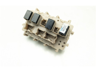 Блок предохранителей 25230-7990A   Nissan Navara D23    