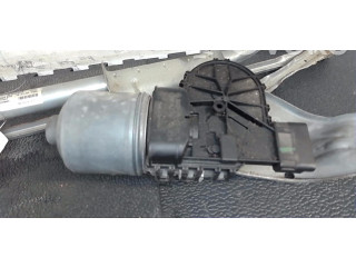 Двигатель стеклоочистителей 8200619512, 3397020879 Dacia Duster