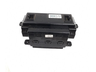 Дисплей    957101H100, 95710-1H100   KIA Ceed