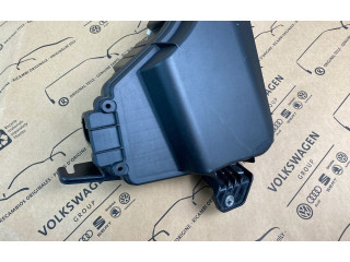   Pojistková skříňka 4H0937118   Audi A8 S8 D4 4H 2012