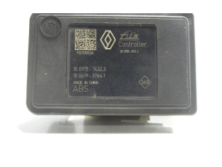 Блок АБС 476607472R   Dacia  Lodgy  2012 -  года