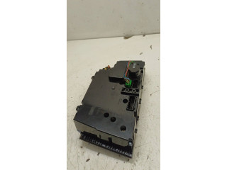 Блок управления климат-контролем    Volvo V70