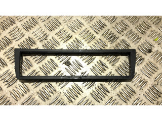 Держатель (кронштейн)