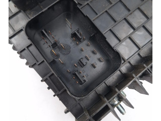 Блок предохранителей 1K0937124H, 01394932 Audi A3 S3 8P