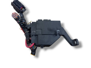 Блок предохранителей GX7314A076DA Jaguar XE