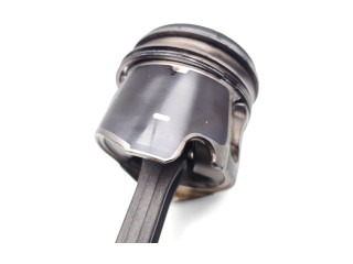  Поршень с шатуном D4204T D4204T  Volvo V50  