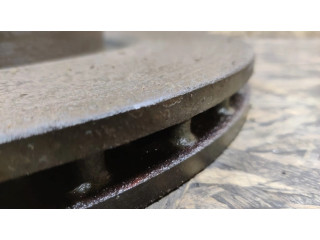 Передний тормозной диск Alfa Romeo Giulia 2.0