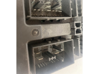 Блок предохранителей FW9314F041AE Jaguar XJ X351