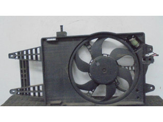 Вентилятор радиатора 9010857, 823700600 Fiat Idea 1.4