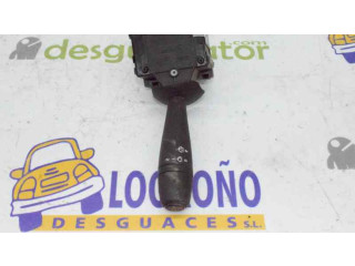 Ручка стеклоочистителей 8201168003, 681728631R   Dacia Sandero