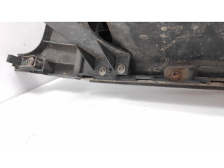 Передняя решётка Nissan Pathfinder R50 1996-2005 года