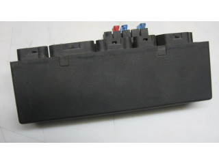 Pojistková skříňka 2105400372, A2105400372 Mercedes-Benz E W210 2002