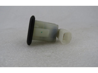 Zámek zadních dveří Peugeot 308 2018