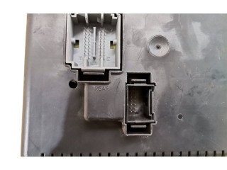 Блок предохранителей 30728512, 28017881   Volvo XC90    