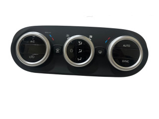 Блок управления климат-контролем 735712958, 07357129580   Fiat 500X