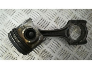 Píst Toyota Avensis Verso pro naftový motor 2.0