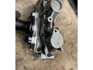 Масляный насос a1561802401 Mercedes-Benz S AMG W221