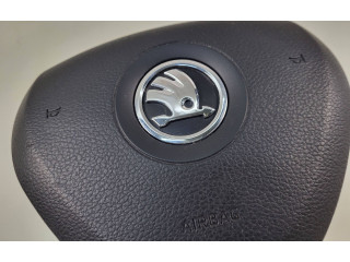 Подушка безопасности водителя 5E0880201   Skoda Octavia Mk3 (5E)