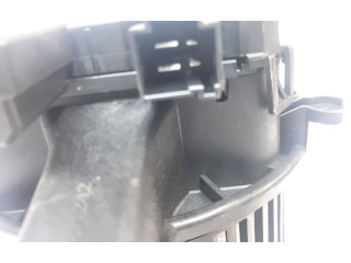 Вентилятор печки    4M1820021B, 4M1820021B   Audi Q8