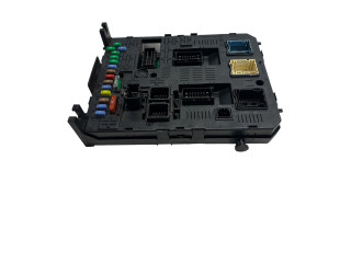 Блок предохранителей 966689548002   Citroen C5    