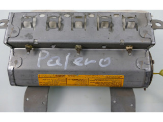 Подушка безопасности пассажира MR402459   Mitsubishi Pajero