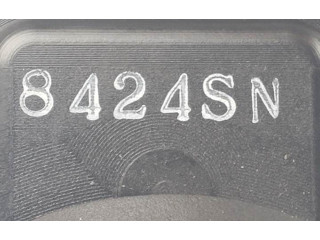 Ручка стеклоочистителей 8424SN   Nissan X-Trail T31