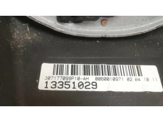 Volant Opel Zafira C 2011 13351029, 307177099P10AH