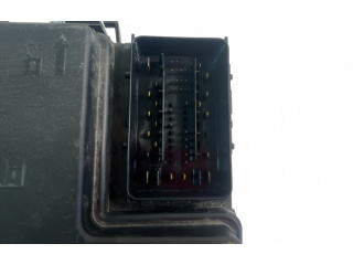 Блок предохранителей F2GT14A067LD   Ford S-MAX    