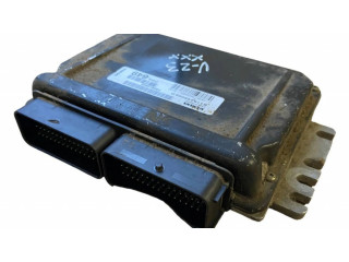 Блок управления двигателя P30614649, S118245002D Volvo S40