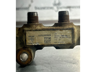 Vstřikovací lišta 9654590, 9654592680   Citroen Berlingo     