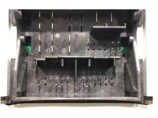 Радио/ проигрыватель CD/DVD / навигация 6V0035871D    Skoda Fabia Mk3 (NJ)