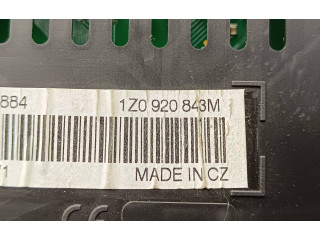 Панель приборов 1Z0920843M Skoda Octavia Mk2 (1Z)