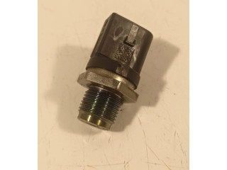 Vstřikovací lišta A0061537828 Mercedes-Benz E C207 W207 Om642