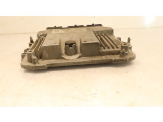 Блок управления двигателем Блок управления 0281011775   Volvo V50