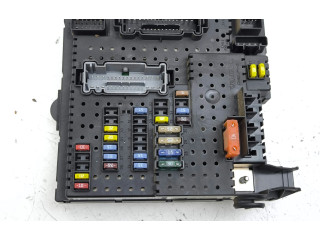 Блок предохранителей 30728512   Volvo XC90    