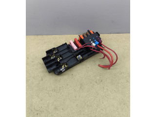 Блок предохранителей  2115452601   Mercedes-Benz ML W164    