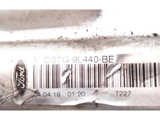 Блок предохранителей  DS7G-9L440-BE, DS7G-9424-KA   Ford Kuga II    