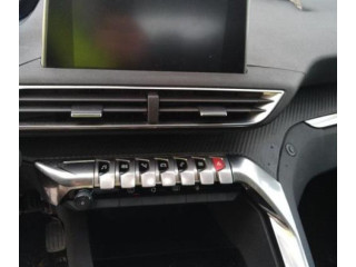 Зеркало электрическое        Peugeot 3008 II  2016 - 2023 года   