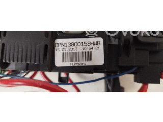 Блок предохранителей DPN13800159HWB Volvo S60