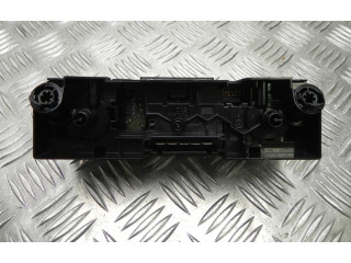 Блок управления климат-контролем 6V0820045B, Y742   Skoda Fabia Mk3 (NJ)